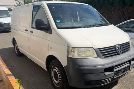 VW T5 Transporter 330.000 km 2.900 &euro; Heusenstamm 63150
