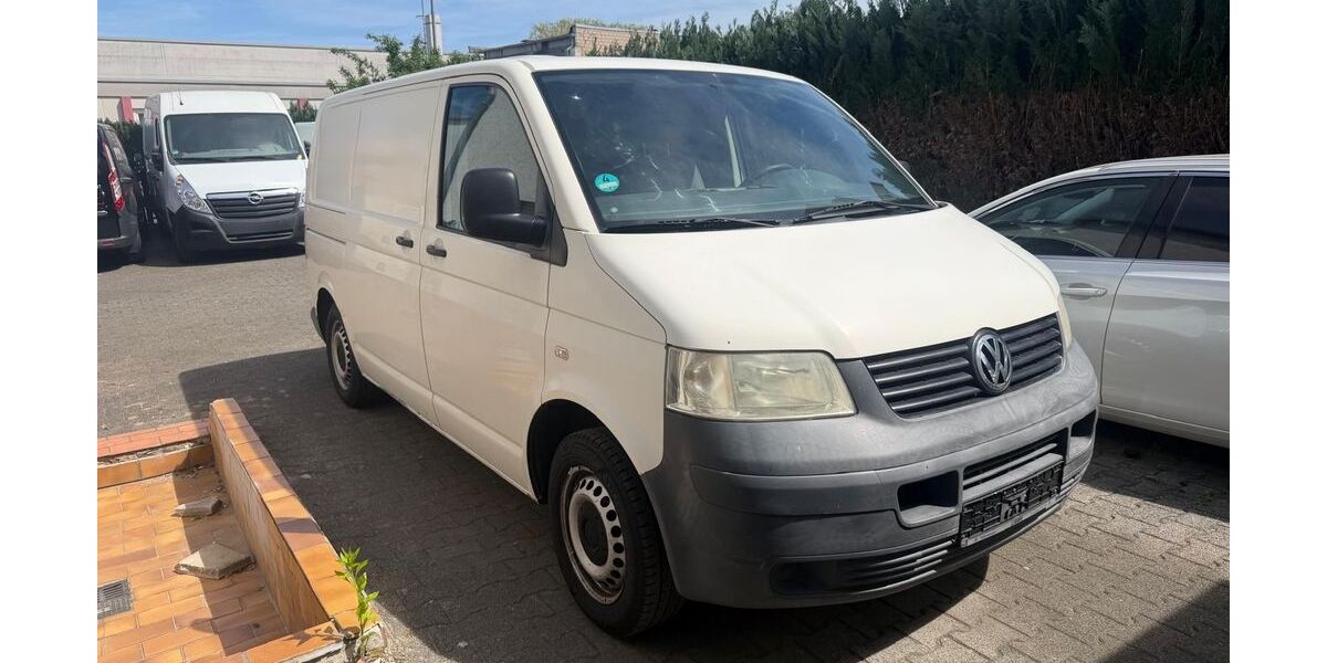 VW T5 Transporter 330.000 km 2.900 &euro; Heusenstamm 63150