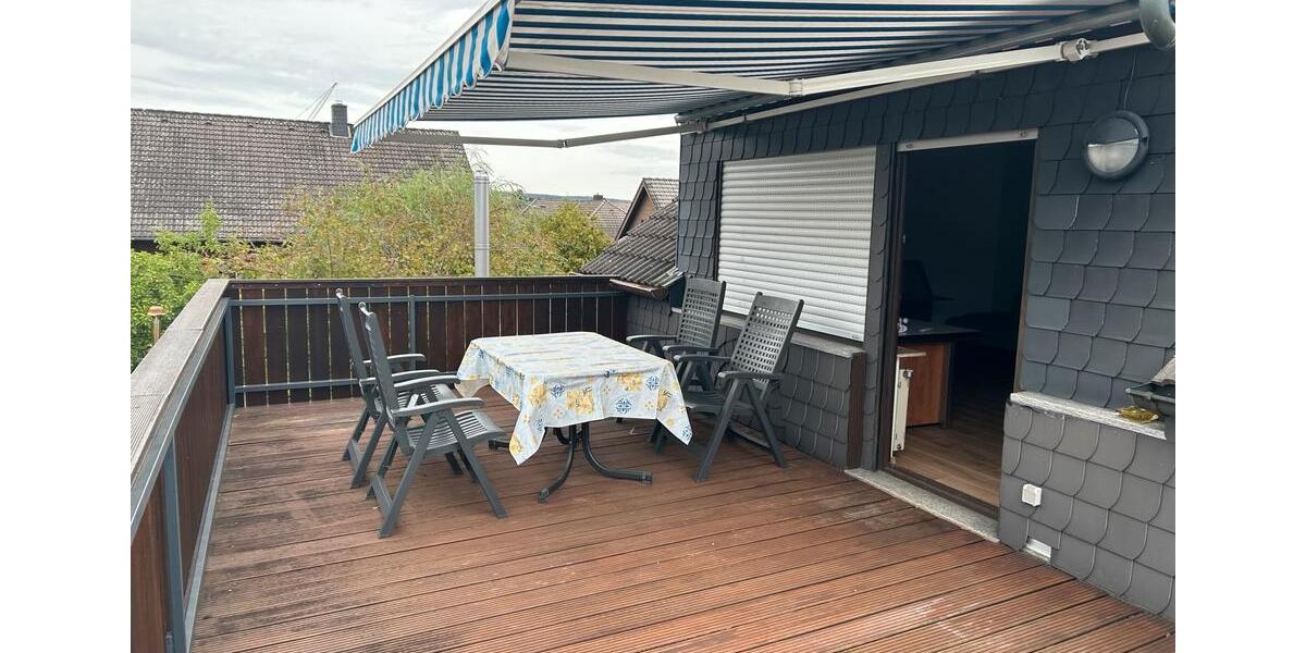 Dachgeschoßwohnung Altenstadt - 3 Zimmer, 90 m&sup2;, 1.000&euro; | Angebot:27620656