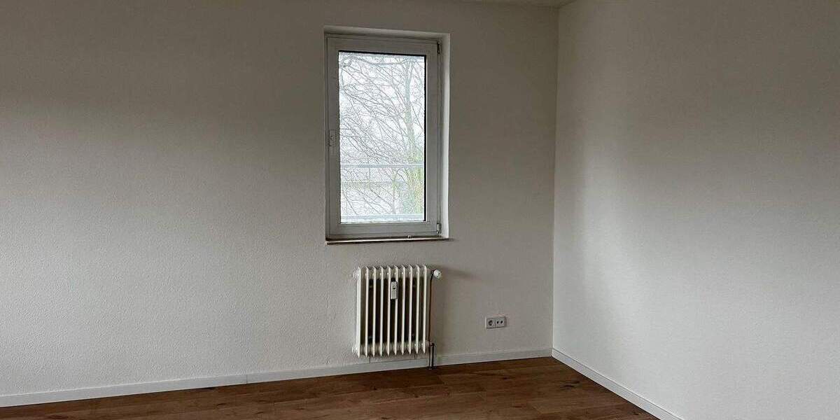 Etagenwohnung Frankfurt am Main Preungesheim - 3 Zimmer, 79 m&sup2;, 1.180&euro; | Angebot:25691080