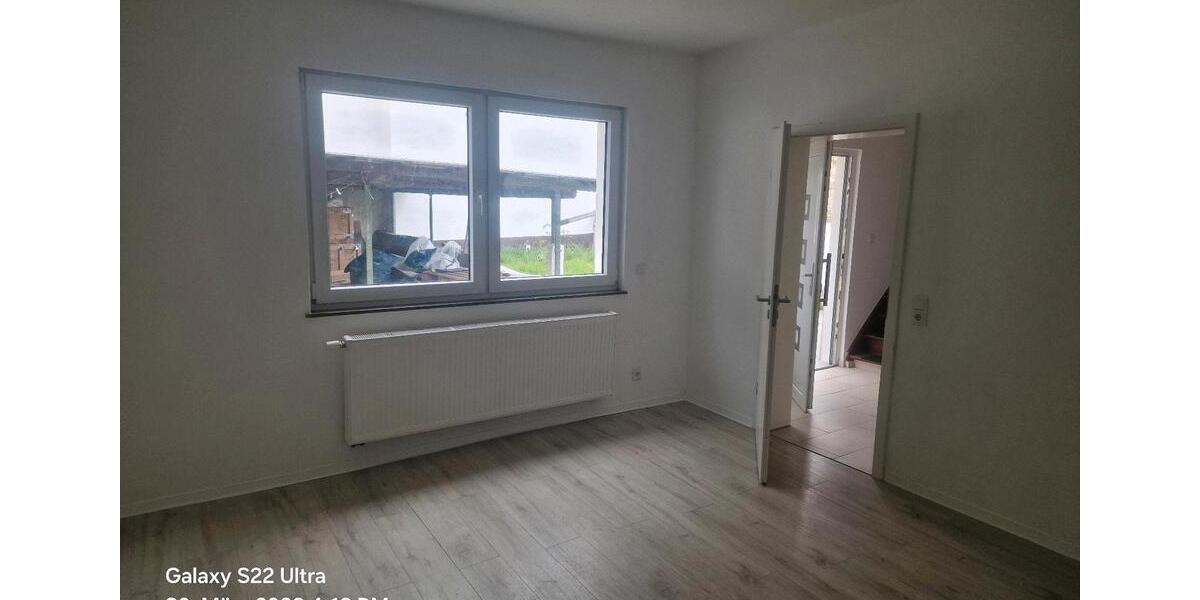 Einfamilienhaus Friedberg (Hessen) - 5 Zimmer, 130 m&sup2;, 1.700&euro; | Angebot:25017056