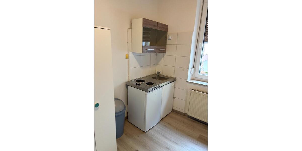 Etagenwohnung Frankfurt am Main Unterliederbach - 1 Zimmer, 20 m&sup2;, 700&euro; | Angebot:24728018
