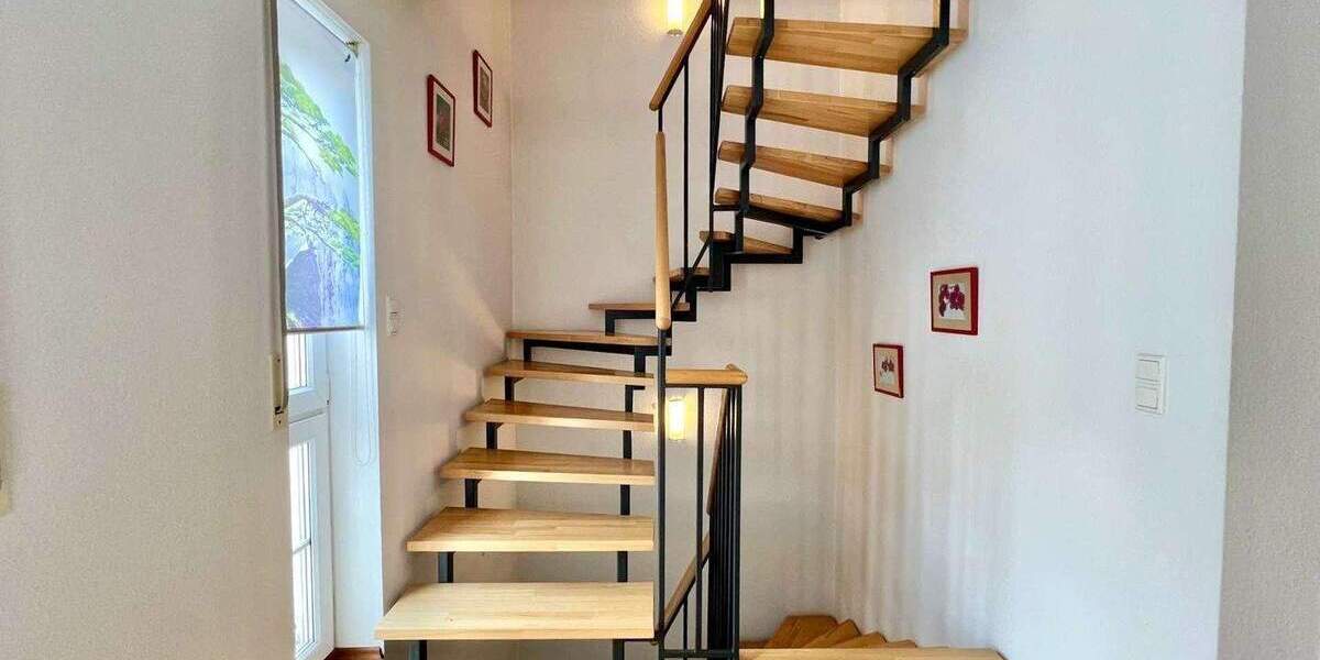 Einfamilienhaus Frankfurt am Main Berkersheim - 5 Zimmer, 181 m&sup2;, 1.095.000&euro; | Angebot:25706155