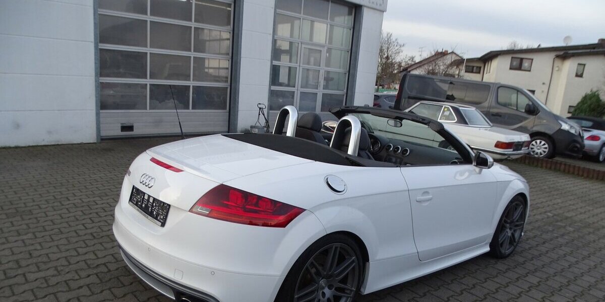 Audi TT 2.0 TFSI S Roadster quattro Klima, Navigation, 97.452 km 17.990 &euro; Rodgau 63110