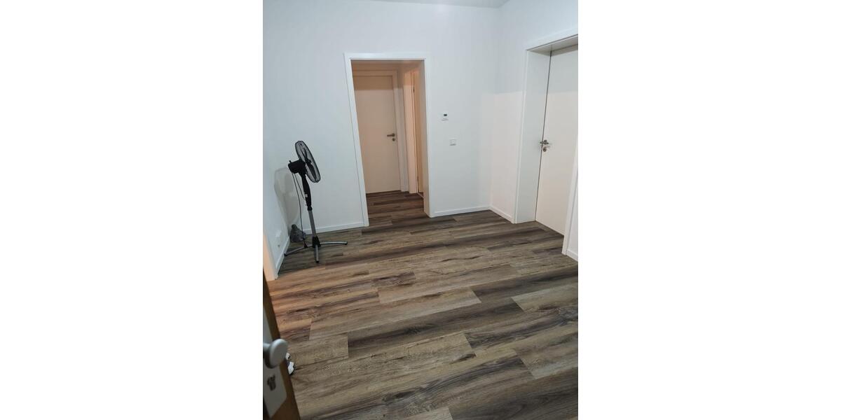 Etagenwohnung Limeshain - 3 Zimmer, 97 m&sup2;, 1.000&euro; | Angebot:25902151