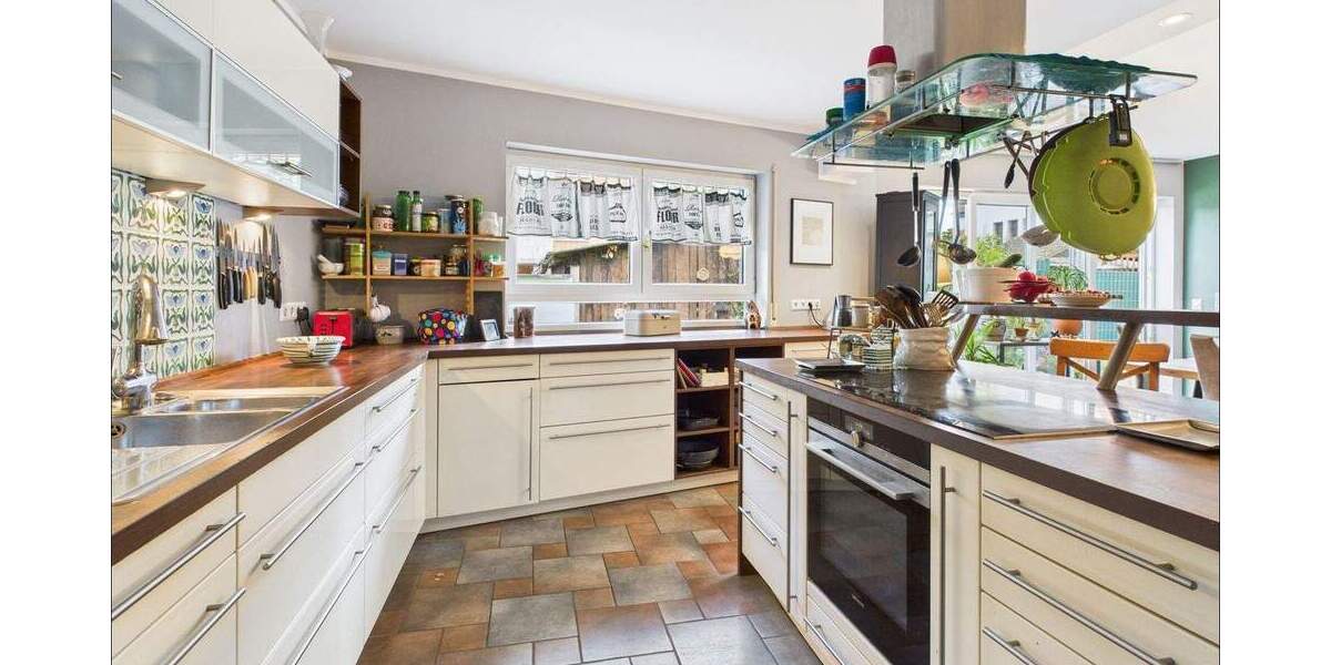 Einfamilienhaus Kahl am Main - 7 Zimmer, 220 m&sup2;, 898.000&euro; | Angebot:25705911