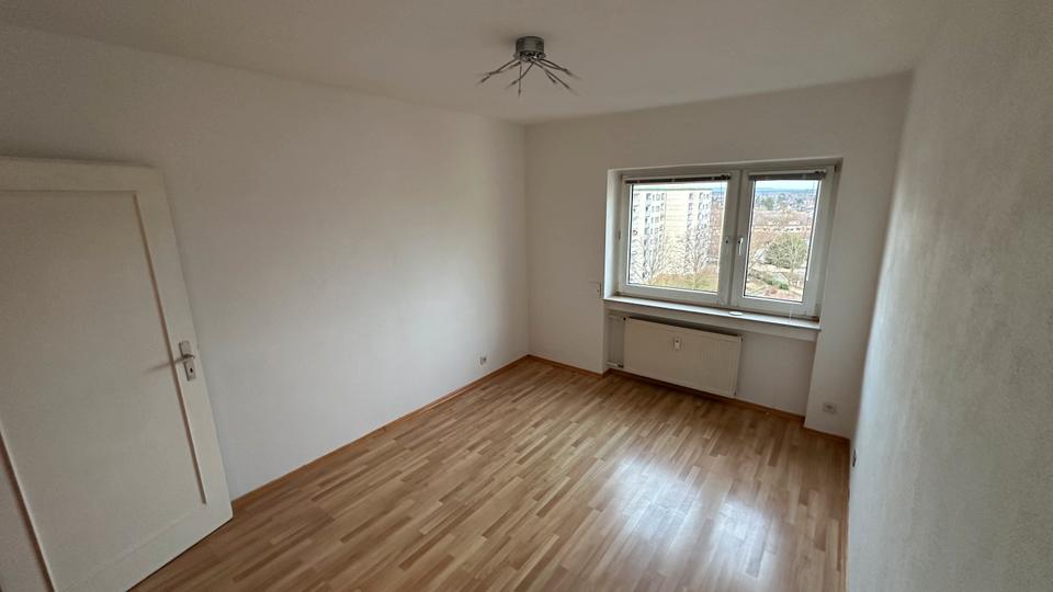 Etagenwohnung Rodgau - 3 Zimmer, 77 m&sup2;, 189.000&euro; | Angebot:26397579