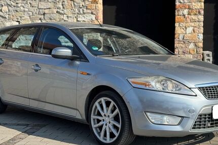 Ford Mondeo 323.000 km 900 &euro; Wöllstadt 61206