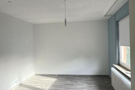 Wohnung Frankfurt am Main Unterliederbach - 17 Zimmer, 76 m&sup2;, 520&euro; | Angebot:25395359