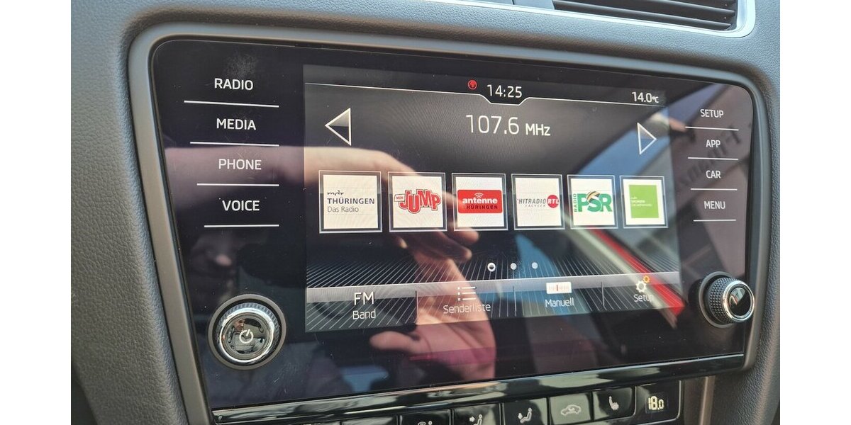 Skoda Octavia 1,5 TSI Soleil DSG, Klimaauto., PDC 96.715 km 15.390 &euro; Rodgau 63110