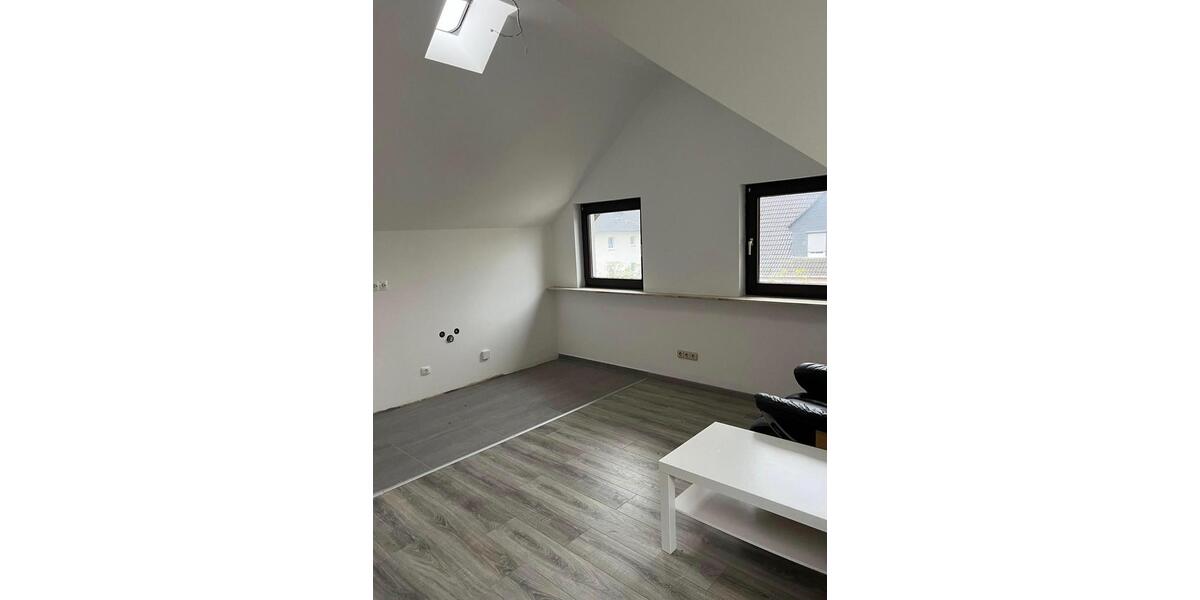 Etagenwohnung Ranstadt - 3 Zimmer, 89 m&sup2;, 890&euro; | Angebot:25881427