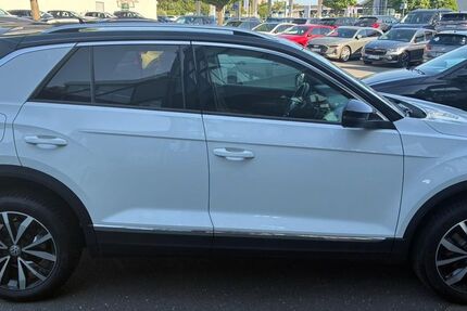 VW T-Roc 110.000 km 15.555 &euro; Frankfurt 60528