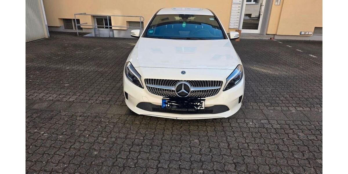 Mercedes-Benz A 200 125.000 km 16.600 &euro; Obertshausen 63179