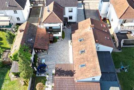 Haus Langenselbold - 13 Zimmer, 330 m&sup2;, 699.000&euro; | Angebot:25399177