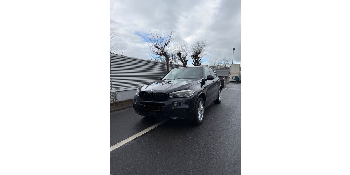 BMW X5 226.800 km 18.000 &euro; Offenbach am Main 63069