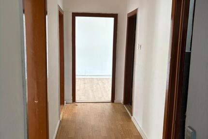 Wohnung Hanau - 3 Zimmer, 65 m&sup2;, 950&euro; | Angebot:25920466
