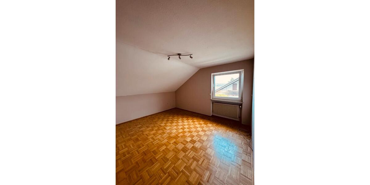 Einfamilienhaus Büdingen - 8 Zimmer, 178 m&sup2;, 409.000&euro; | Angebot:26008707