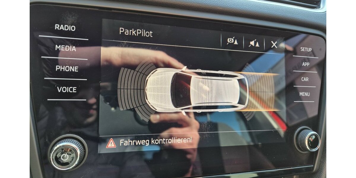 Skoda Octavia 1,5 TSI Soleil DSG, Klimaauto., PDC 96.715 km 15.390 &euro; Rodgau 63110