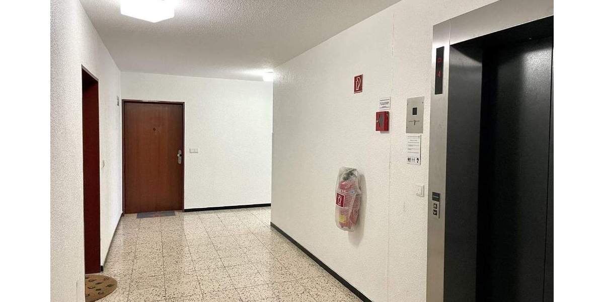 Etagenwohnung Frankfurt Eschersheim - 2 Zimmer, 71 m&sup2;, 339.000&euro; | Angebot:25744681