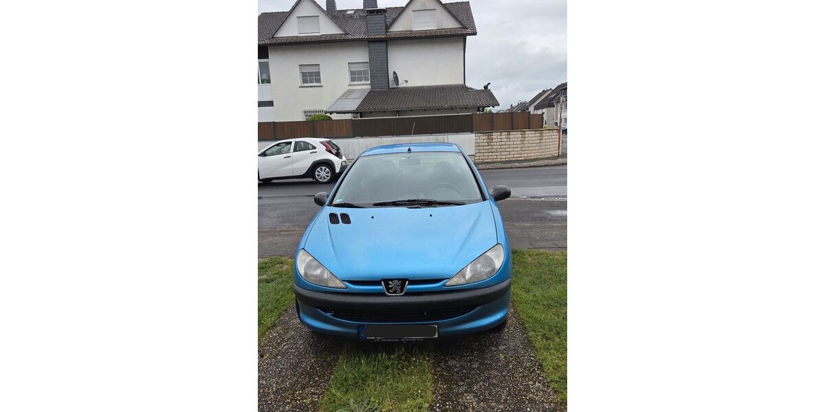 Peugeot 206 135.200 km 1.490 &euro; Rodgau 63110