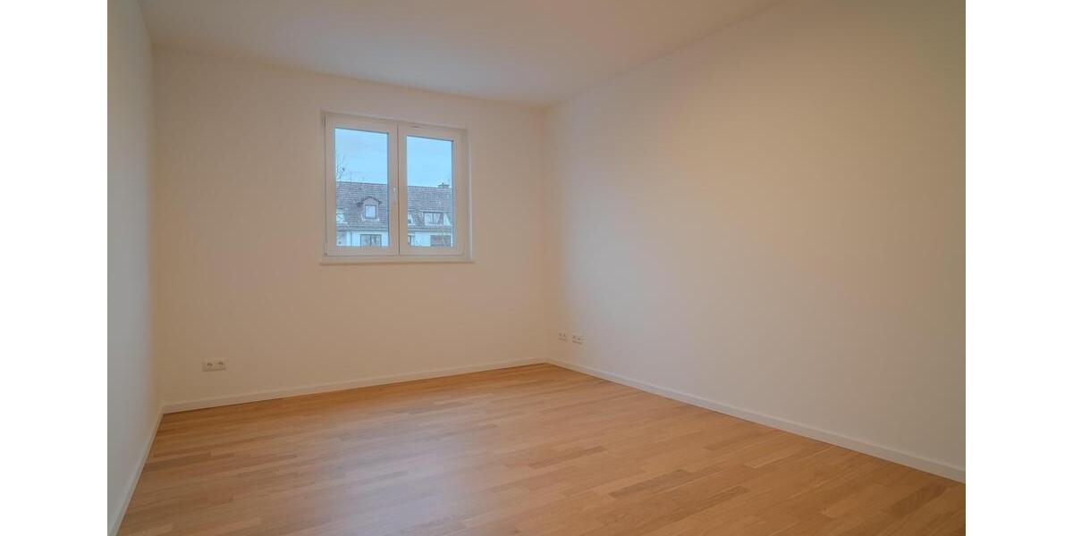 Etagenwohnung Frankfurt am Main Mitte-West - 4 Zimmer, 145 m&sup2;, 3.625&euro; | Angebot:24585365