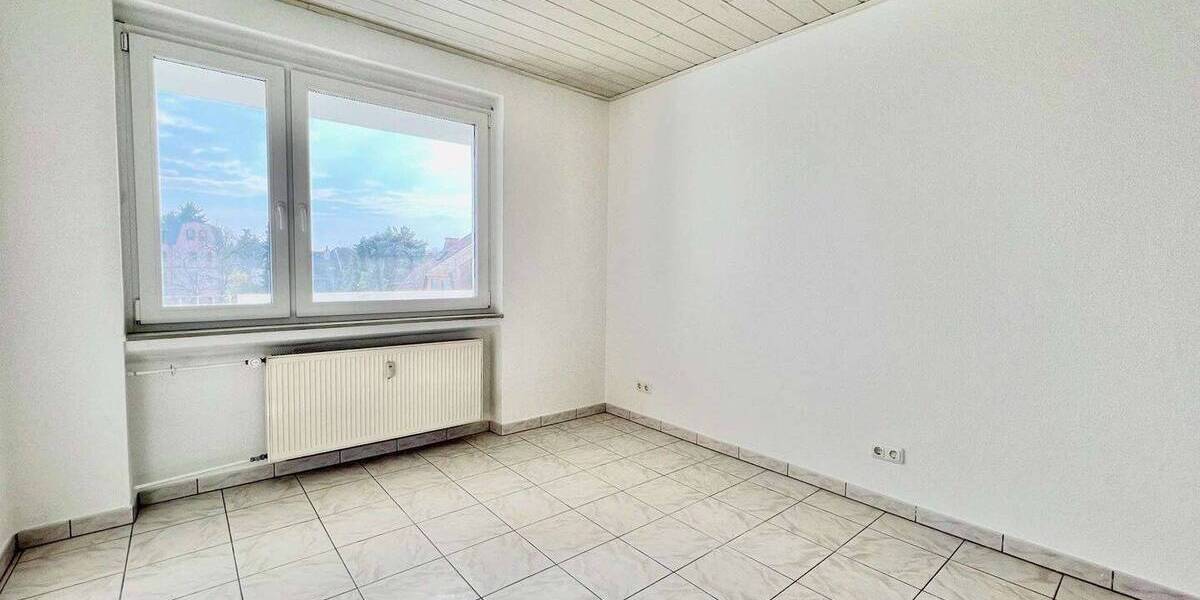Etagenwohnung Hanau Lamboy - 3 Zimmer, 81 m&sup2;, 1.050&euro; | Angebot:25940615