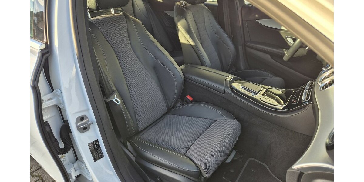 Mercedes-Benz E 300 e T Avantgarde AHK, LED, Rückfahrkamera, App 55.700 km 28.590 &euro; Rodgau 63110