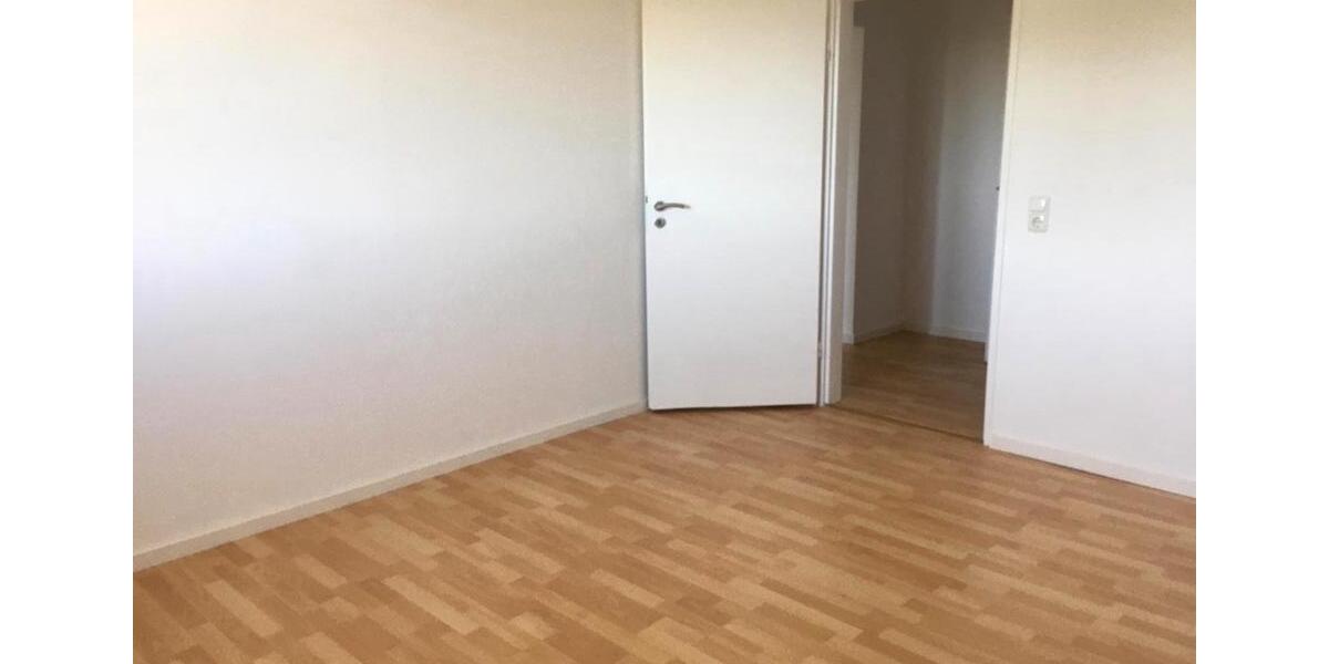 Etagenwohnung Hanau Kesselstadt - 2.5 Zimmer, 63 m&sup2;, 857&euro; | Angebot:25979956