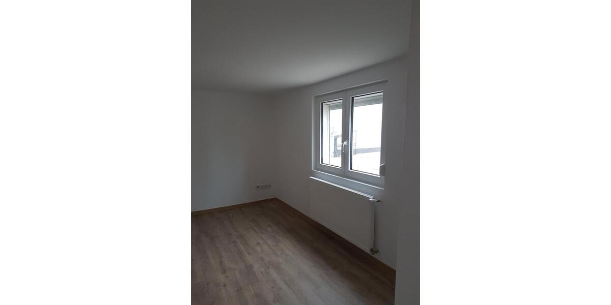 Etagenwohnung Steinbach (Taunus) - 5.5 Zimmer, 130 m&sup2;, 439.000&euro; | Angebot:27528520