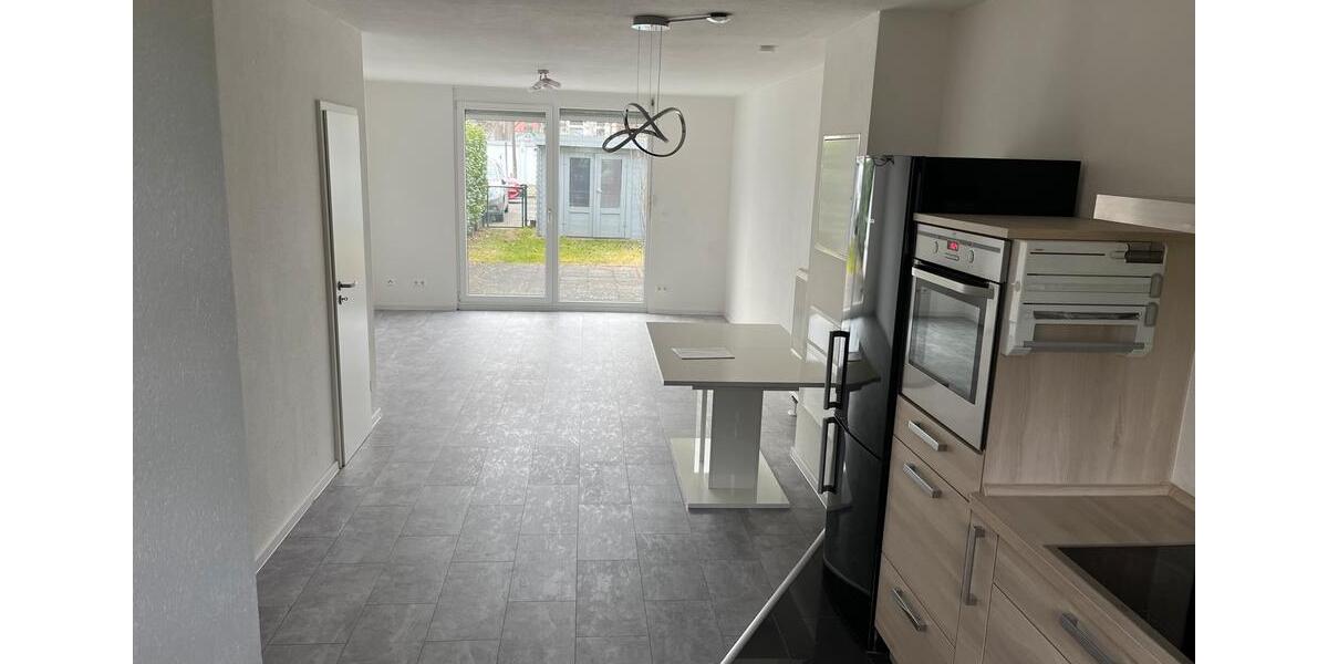 Reihenhaus Hanau Lamboy - 3 Zimmer, 81 m&sup2;, 360.000&euro; | Angebot:25364756