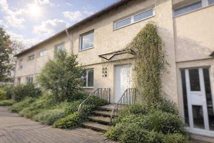 Haus Frankfurt am Main Eckenheim - 6 Zimmer, 137 m&sup2;, 620.000&euro; | Angebot:25663775