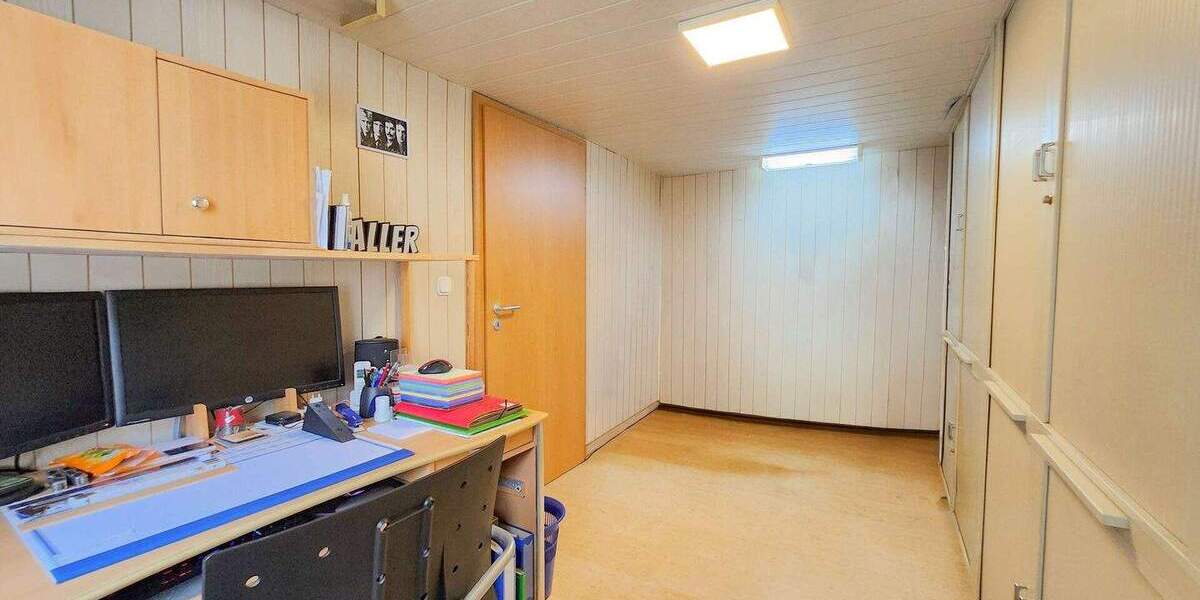 Einfamilienhaus Offenbach Bürgel - 8 Zimmer, 173 m&sup2;, 495.000&euro; | Angebot:25703492