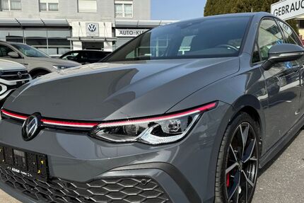 VW Golf 32.445 km 36.850 &euro; Frankfurt am Main 65936