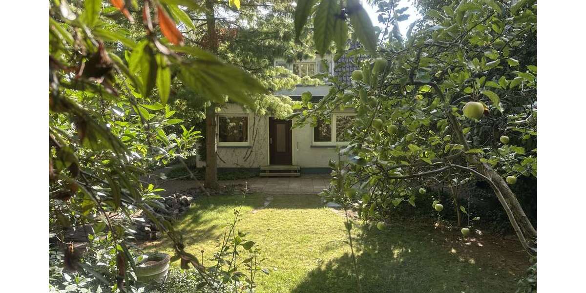 Einfamilienhaus Frankfurt am Main / Sossenheim Sossenheim - 5 Zimmer, 124 m&sup2;, 639.000&euro; | Angebot:22451641