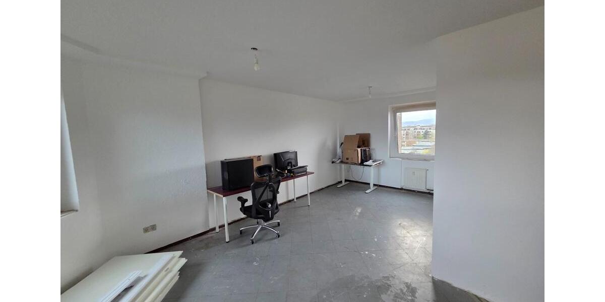 Etagenwohnung Frankfurt am Main Sossenheim - 4.5 Zimmer, 110 m&sup2;, 1.200&euro; | Angebot:25903895