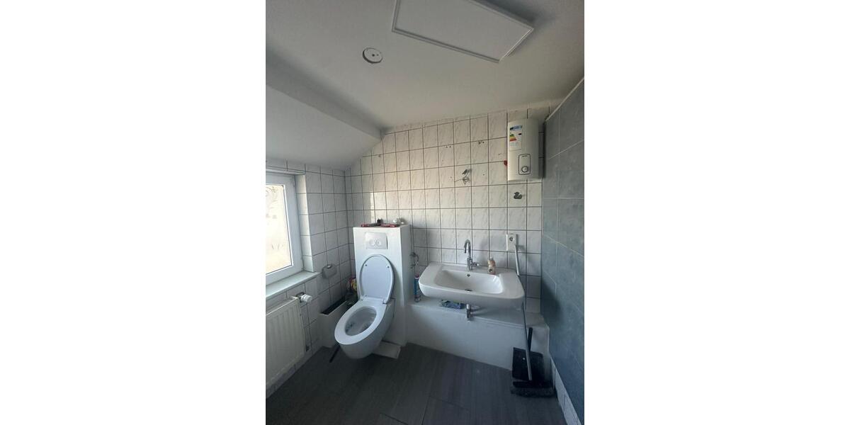 Dachgeschoßwohnung Mühlheim am Main - 3 Zimmer, 65 m&sup2;, 1.200&euro; | Angebot:25365812