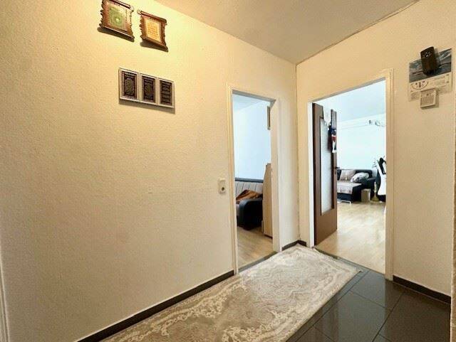 Etagenwohnung Dietzenbach - 3 Zimmer, 72 m&sup2;, 120.000&euro; | Angebot:25690863