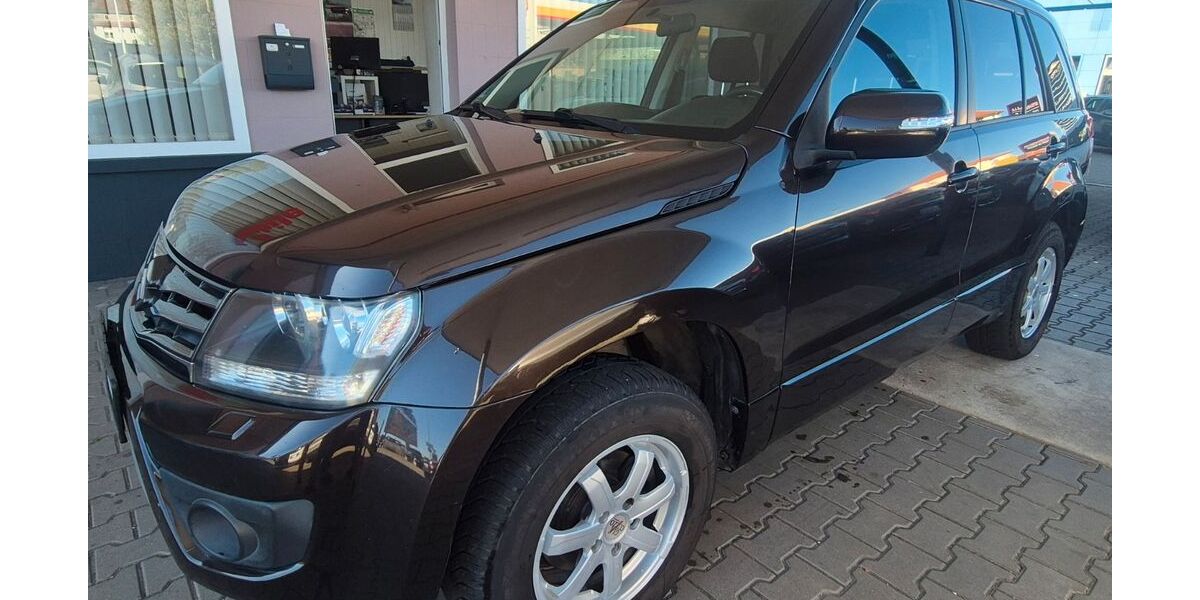 Suzuki Grand Vitara 228.700 km 6.900 &euro; Büdingen 63654