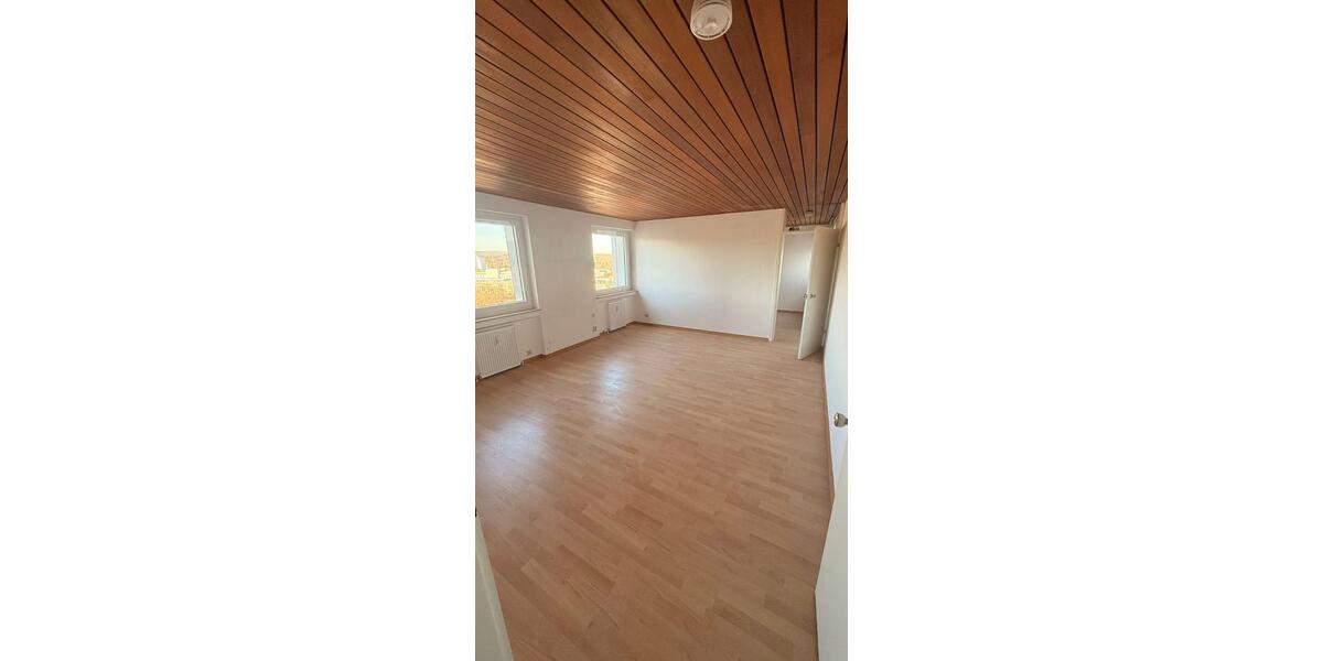 Etagenwohnung Bad Homburg vor der Höhe Gonzenheim - 3 Zimmer, 88 m&sup2;, 1.350&euro; | Angebot:25415160