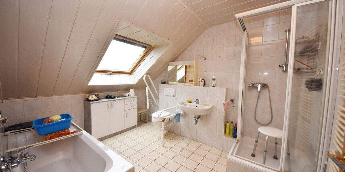 Mehrfamilienhaus, Wohnhaus Hasselroth Neuenhaßlau - 1 Zimmer, 335 m&sup2;, 590.000&euro; | Angebot:25693352