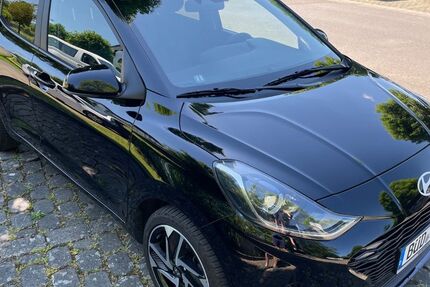 Hyundai i10 21.000 km 15.300 &euro; Altenstadt 63674