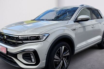 VW T-Roc 9.573 km 27.440 &euro; Bad Soden 65812