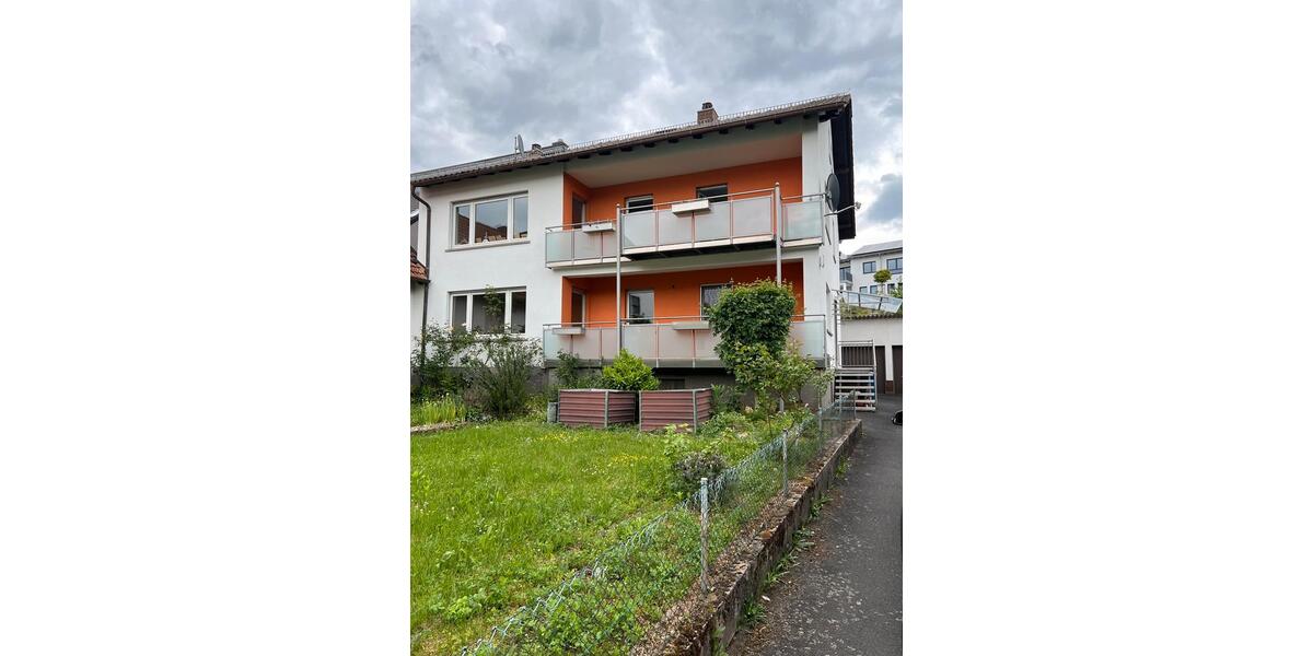 Etagenwohnung Aschaffenburg Damm - 4 Zimmer, 96 m&sup2;, 1.200&euro; | Angebot:26480069