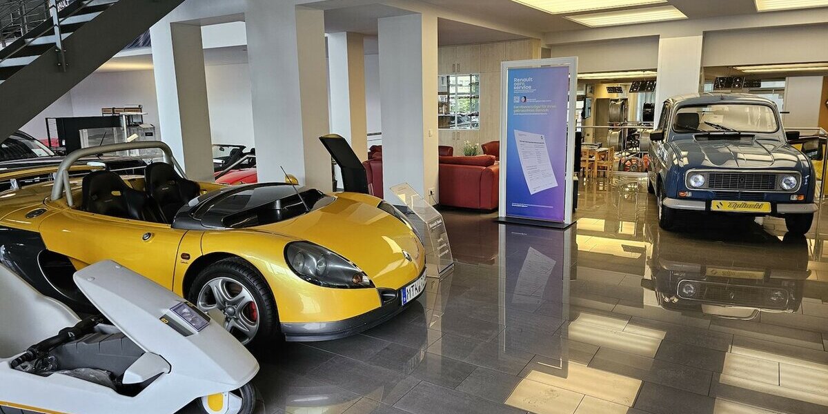 Renault Megane E-Tech Electric Equilibr+ 16300 .- Netto 21.313 km 19.397 &euro; Schwalbach/Taunus 65824