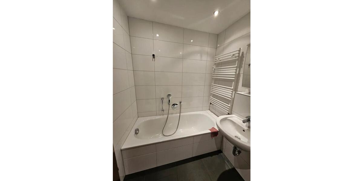 Erdgeschoßwohnung Aschaffenburg Damm - 2 Zimmer, 55 m&sup2;, 950&euro; | Angebot:26130529