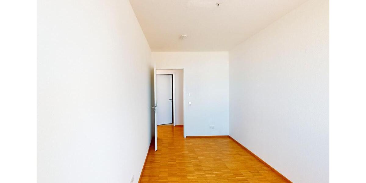 Etagenwohnung Frankfurt am Main Niederrad - 4 Zimmer, 119 m&sup2;, 2.040&euro; | Angebot:25989602