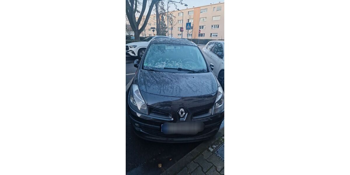 Renault Clio 157.530 km 1.290 &euro; Frankfurt am Main 65929