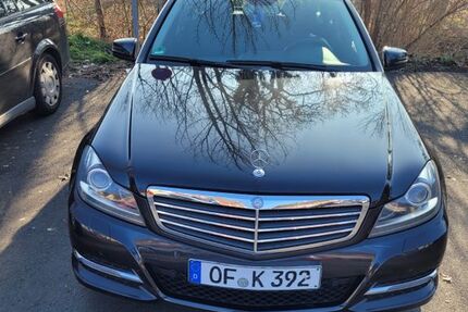 Mercedes-Benz C 220 270.000 km 8.900 &euro; Maintal 63477
