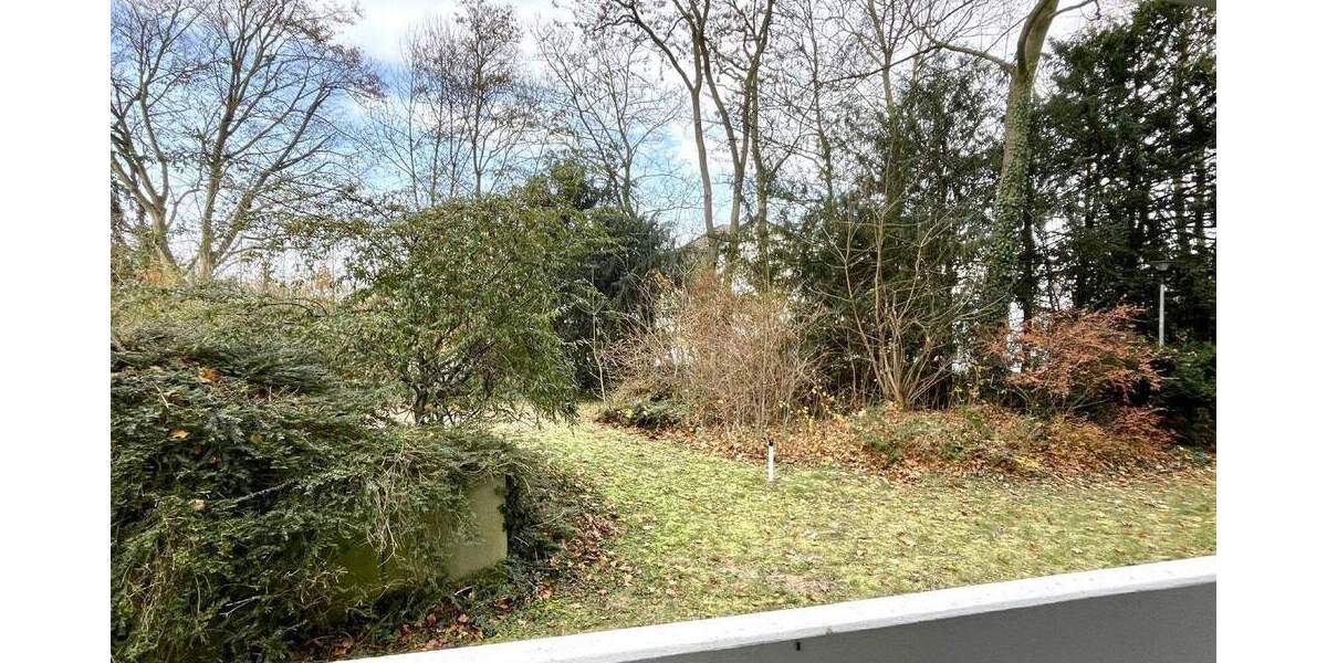 Etagenwohnung Frankfurt Eschersheim - 2 Zimmer, 71 m&sup2;, 339.000&euro; | Angebot:25744681