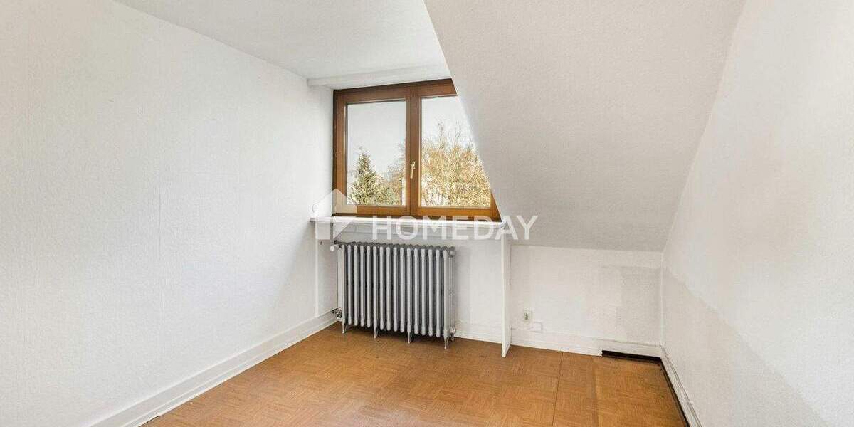 Reihenmittelhaus Frankfurt am Main Ginnheim - 8 Zimmer, 118 m&sup2;, 599.000&euro; | Angebot:25732761